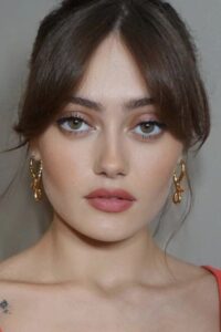 Елла Пернелл