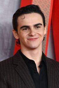 Джек Ділан Грейзер
